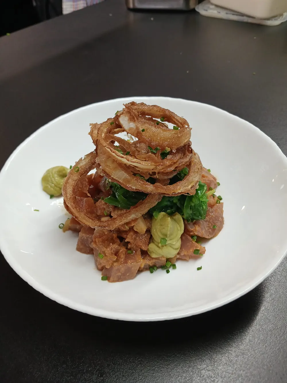 Tartar de atún y guacamole